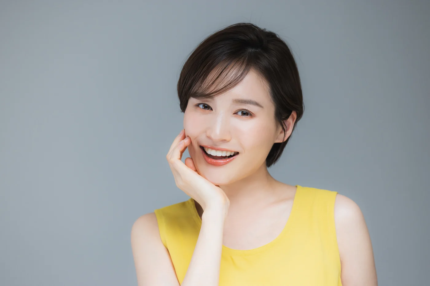 歯列矯正で顔の歪みが治った?矯正が見た目に与える変化とは【静岡歯科が解説!】の参考画像