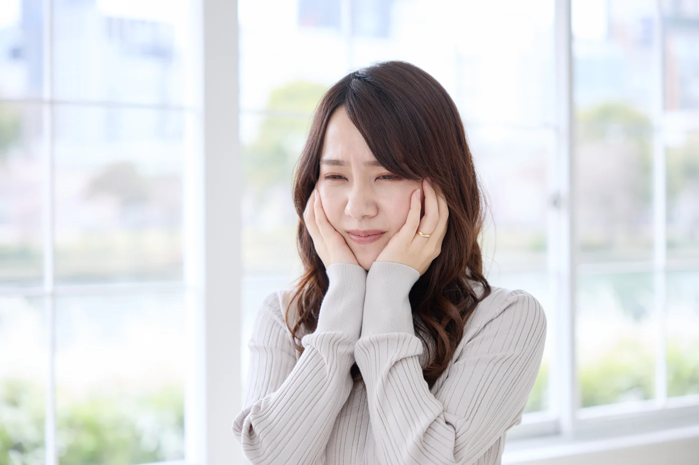 マウスピース矯正が痛い!死にそう!感じる理由と対処法【静岡歯科が解説!】の参考画像