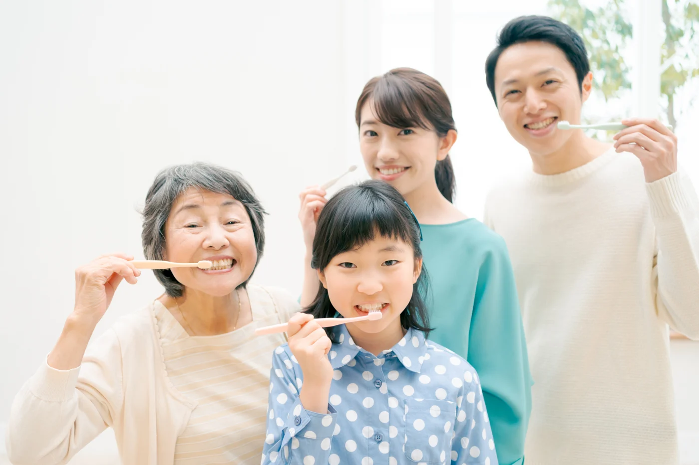 歯列矯正は何歳まで可能？年齢による効果の違いと注意点【静岡歯科が解説！】の参考画像
