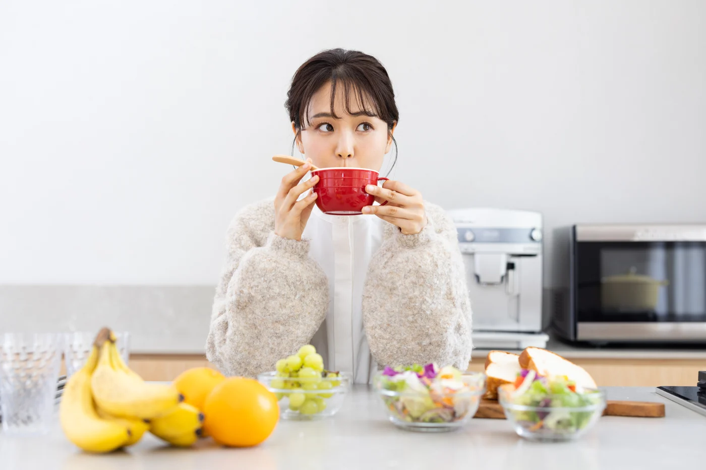 矯正中の食事はどうする?おすすめ食材と避けたいものを詳しく紹介【日本歯科札幌院長が解説!】の参考画像